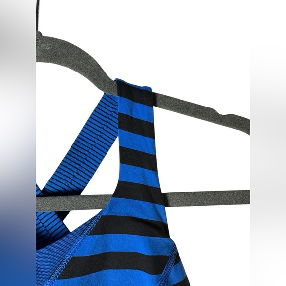 Lululemon In A Flash Bra Apex Stripe Baroque Blue Size 4 - Picture 3 of 9